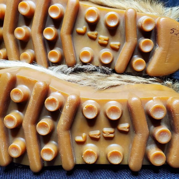 Vintage Genuine Goat Hair Fur Boots Super Shaggy YETI LAMA Cleated Rubber Size 6 - Picture 9 of 16